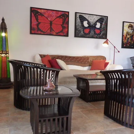 Casa Rubi Apartment *